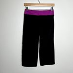 Champion  Black Straight Leg Cropped Athletic Leggings Photo 2