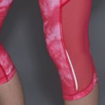 Lululemon Sun Runner Crop, Tidal Trip Boom Juice / Boom Juice, Size 6 Photo 1