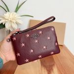 Coach NWT Boxed Corner Zip Wristlet With Star Print And Charms Photo 3
