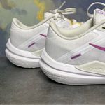 Nike  Air Winflo 10 Women's White Running Shoes Size 9 Photo 9
