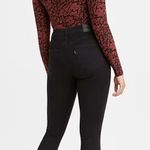 Levi Strauss & CO. Levi’s Women’s 721 High-Rise Skinny Jeans Photo 3