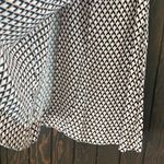 Who What Wear geo print wrap skirt woman’s size 2 Photo 4