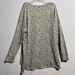 American Eagle  Outfitters Blouse Top Womens Medium Beige V-Neck Leopard Pullover Photo 1