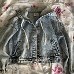 Forever 21 Cropped Light Wash Jean Jacket Photo 0