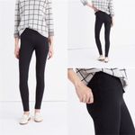 Madewell  The Anywhere Jean pull on Black Pants Size 26 Photo 2