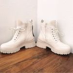 NURTURE Whitney Leather‎ Lug Sole Combat Boot White Cream Lace Up Size 6.5 New Photo 2