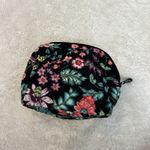 Vera Bradley  RFID Floral Print 3 Piece Makeup And Toiletry Set Gently Used Photo 1