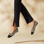 Vivaia Square Photo 2