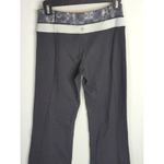 Lululemon Black Groove Flare Pants Womens 4R Sports Yoga Workout Exercise Photo 6