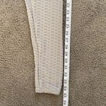 Women’s Leggings/High Waisted Yoga Pants Textured Gray Fabric Size M NEW Size M Photo 4