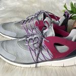 Nike • free viritous wolf grey fuchsia size 9 Photo 75