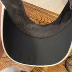 Nike  White and Black Sports Visor Photo 3