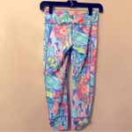Lilly Pulitzer Luxletic Fara Weekender Crop Legging Photo 4