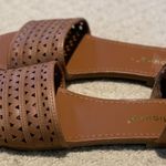 Dollhouse Open-Toe Flats Photo 1