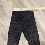 Lululemon Wunder Under Black Cheetah Capri Leggings Size 4 Photo 3
