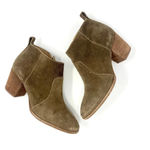 Madewell  The Brenner Heel Boot‎ in Tan Suede Photo 0