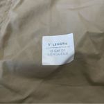 Old Navy  womens Khaki Shorts 5” inseam size 0 new with tags NWT Photo 2