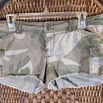 American Eagle Vintage Y2K Camouflage Shorts Sz 6 Photo 0