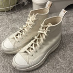 Converse High-Top  Platform Photo 0
