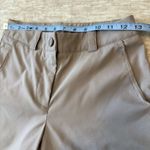 Nike  Golf Shorts Womens Size 0 Khaki Dri Fit Tour Performance Flat Front Bermuda Photo 2