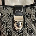 Dooney & Bourke  Signature Series Hand Bag/Purse B95 Photo 3