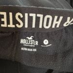 Hollister Women’s black high rise boyfriend style jogger sweatpants Medium Photo 2