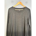 Athleta Womens Uptempo Grey Long Sleeve Workout Top Size XL Photo 3