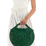 Campomaggi Edera” handbag in grass green woven leather Photo 0