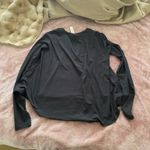 Lululemon  long sleeve Photo 4