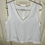 Evereve  White Lyocell Sleeveless V Neck Top - Size Medium Photo 0