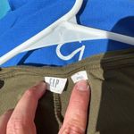 Gap Women's Olive Green Relaxed Fit Dolman Sleeve T-Shirt Top. Casual Photo 2