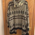 LA Hearts - oversized sweater size med large Photo 4