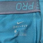 Nike Leggings / Capri Photo 3