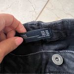 ZARA  Black Mid-Rise Distressed Jeans Sz 4 Photo 2