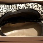 BCBGeneration BCBGMAXAZRIA Animal Print Flats EUC Photo 1