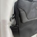 SOLO Ny FLATIRON SLIM BRIEF city briefcase over the shoulder Photo 2