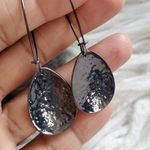 Teardrop Shaped Hammered Metal Dangle Earrings Photo 1