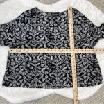 About A Girl Damask Print Cuff Sleeve Crop Blouse Black White Large Photo 8