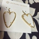 Kendra Scott Ansley Heart Gold Drop Earrings in Ivory Mother of Pearl Photo 2