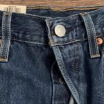 Levi's NWT 501 High Rise Denim Shorts Size 28 Photo 2