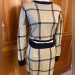 Lavishly Paris Nwt, Women’s Designer Plaid Knit Sweater and Skirt Set. Photo 7