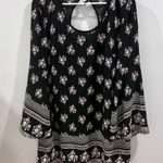 Xhilaration Long bell sleeve black and pink boho keyhole back dress with pockets size medium Photo 2