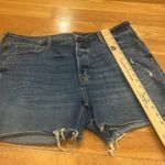 Old Navy  women’s button fly high rise O.G straight jeans short size 18. Photo 5