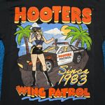 Ripple Junction Hooters Wing Patrol Since 1983 T-Shirt Size Medium  Photo 1