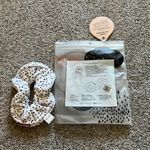 /kit•sch/ cleanse Towel Scrunchie Photo 1