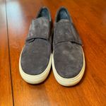 Vince  Cage Suede Platform Sneakers Velcro‎ Navy Blue Size 8.5M Photo 1