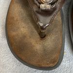 White Mountain Women’s  Brown Cezar Silver Medallion Slip-on Sandal Shoes 9 Photo 7