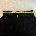 Madewell  Full Zip Front Black Denim Miniskirt Size 27 Skirt Utility Pockets Photo 8
