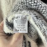 Kamana Sweater Womens Poncho Aztec Print Western Dolman Sleeve Fuzzy One Size Black Size undefined Photo 4