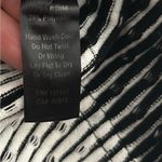 Intermix  Stretchy Knit Bodycon Sleeveless Black White Mini Dress Size Small Photo 5